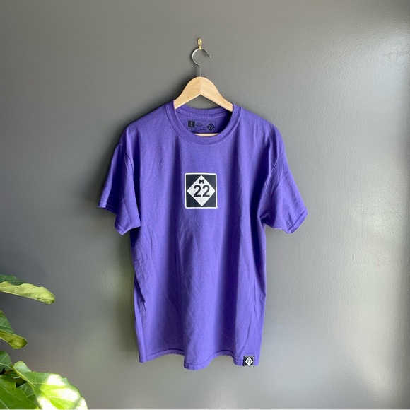 M22 Logo Purple Graphic Tee - Picture 6 of 6